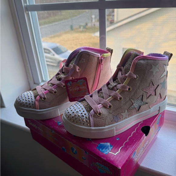 Skechers Twinkle Toes Kids Shoes - Pink - Picture 2 of 8